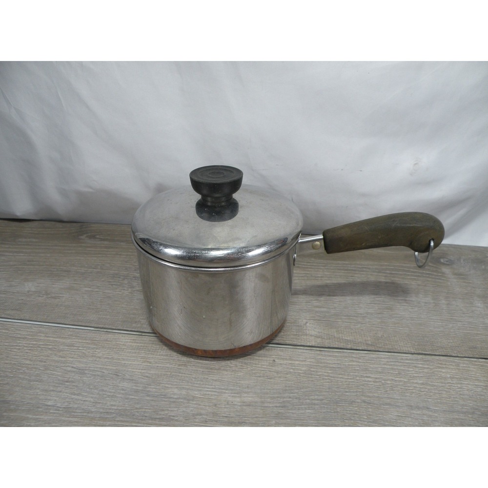Vintage Revere Ware 1 1/2 Qt Copper Bottom Saucepan with Lid - Rome, NY USA
